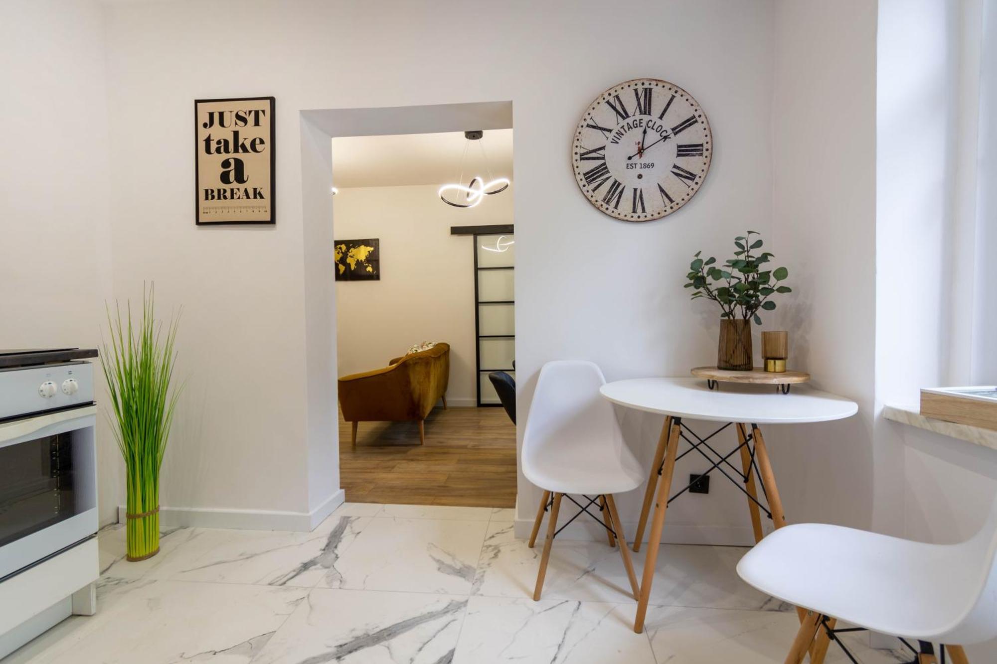 דירות ביטום Klimatyczny Apartament Wroclawska מראה חיצוני תמונה