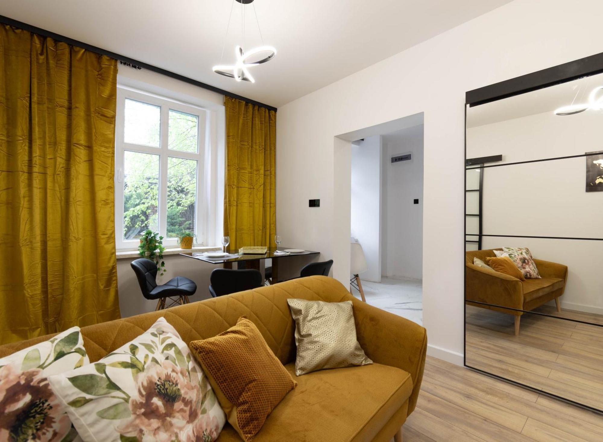דירות ביטום Klimatyczny Apartament Wroclawska מראה חיצוני תמונה